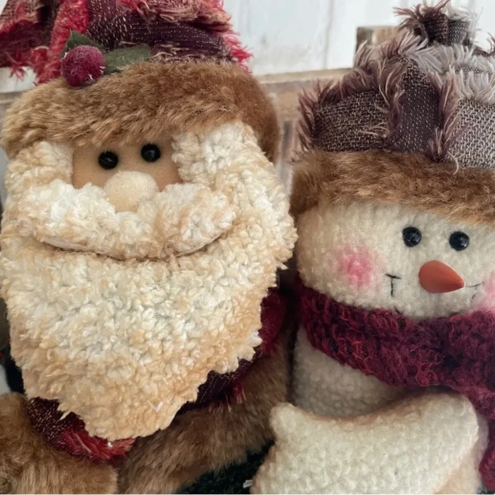 Unbranded farmhouse santa
